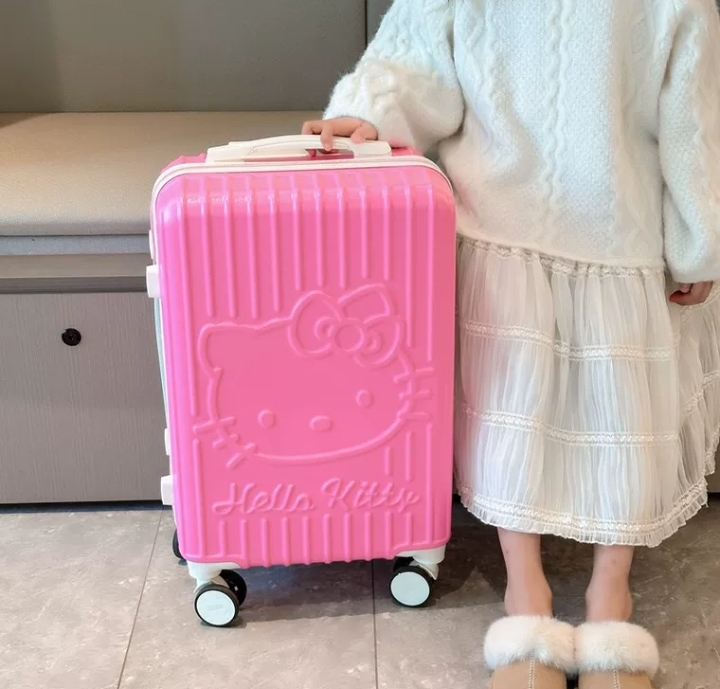Kitty pink hardshell Suite case